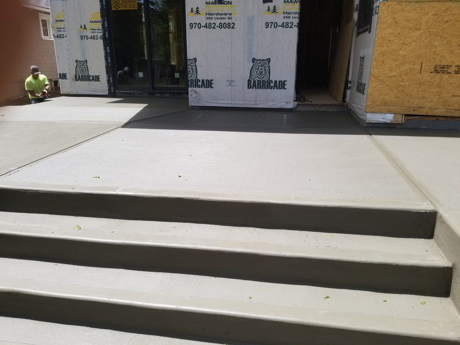 Exposed Aggregate Walkway photo